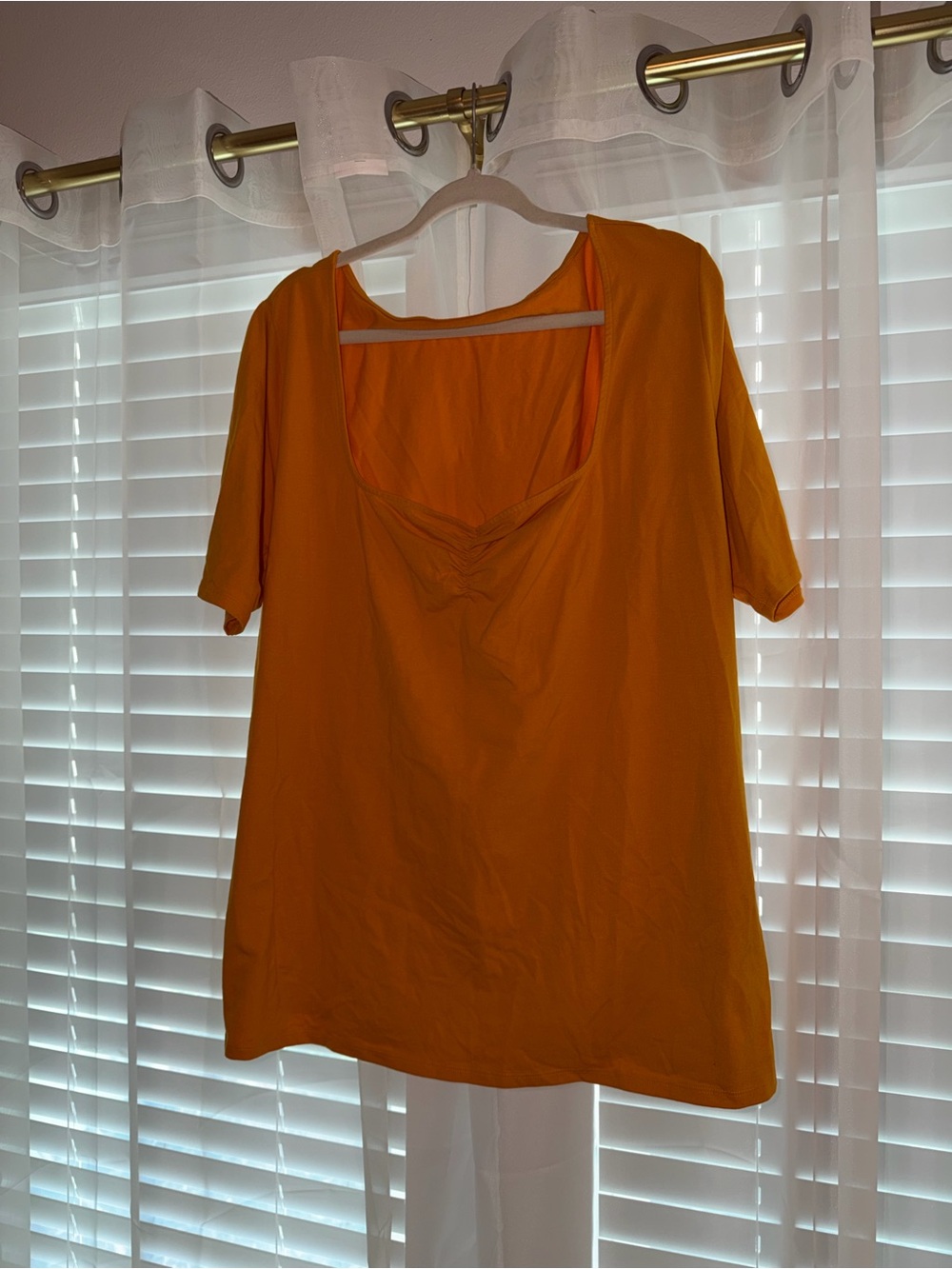 Plus Size Scoop Neck Short-Sleeve Top - Yellow